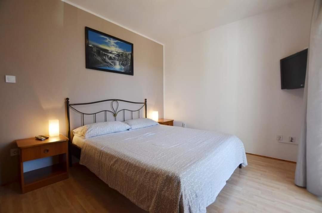 Tony Apartments Rovinj Pokoj fotografie